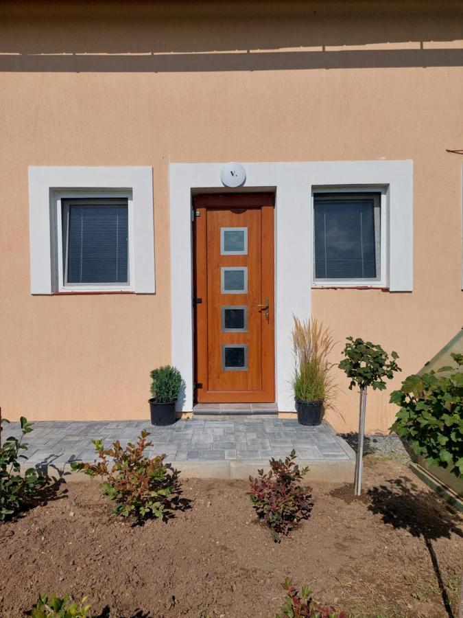 Vehlovice Apartments Melnik Exterior foto
